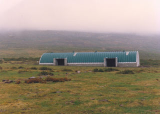 Bâtiment semi-circulaire pour l’élevage en montagne